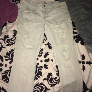 American Eagle Distressed Jegging